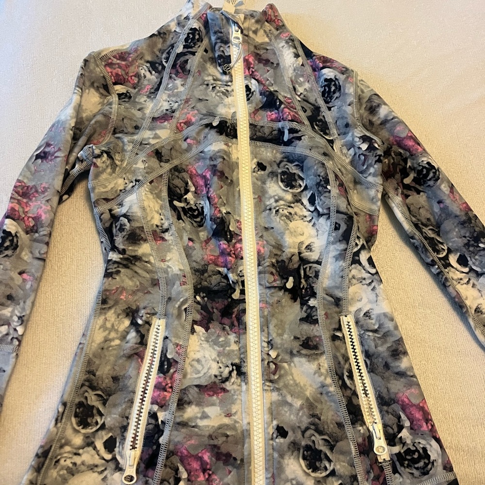 Size 2 Lululemon jacket